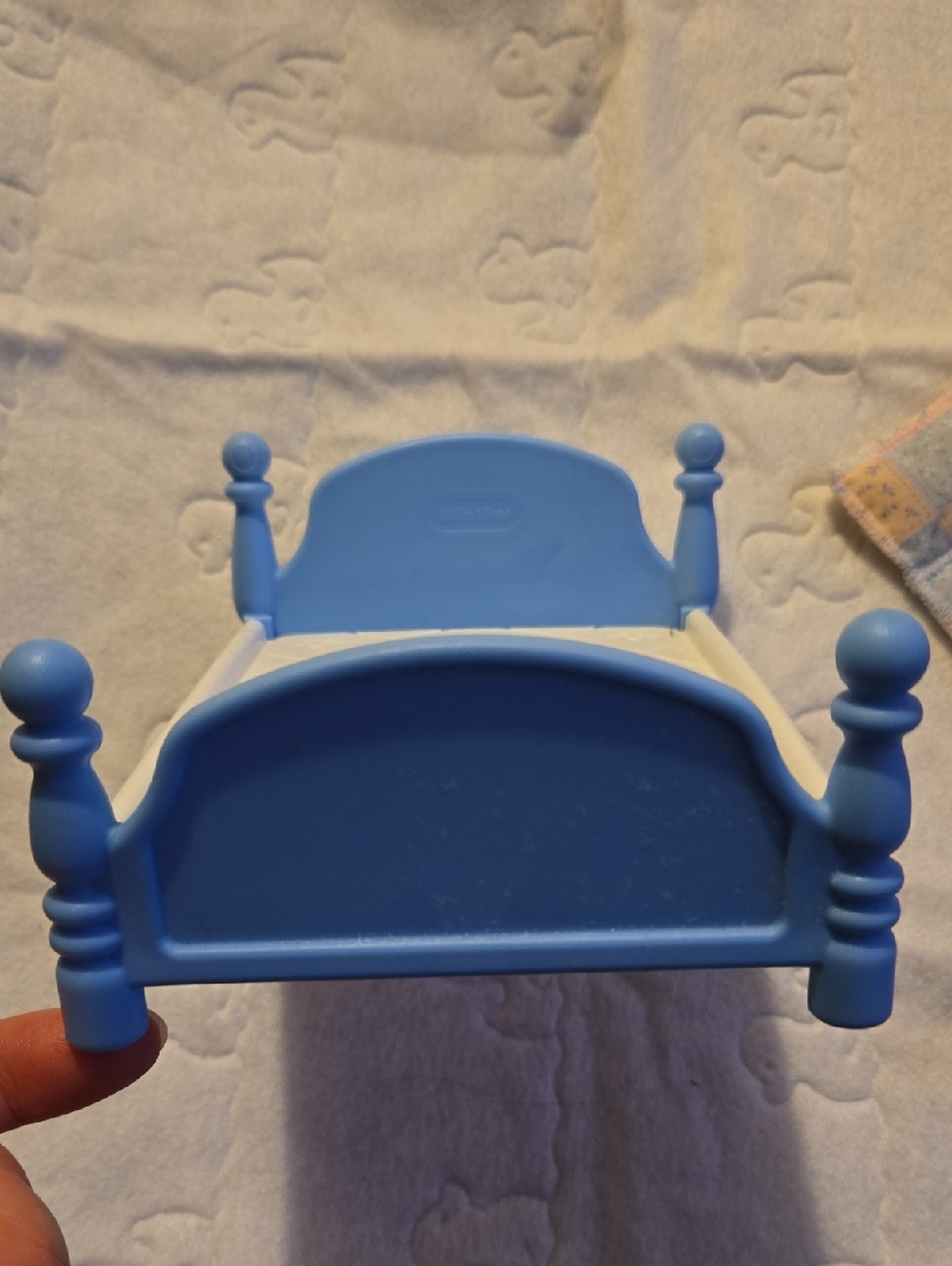Little Tykes Blue & White Plastic Doll Bed Dollhouse